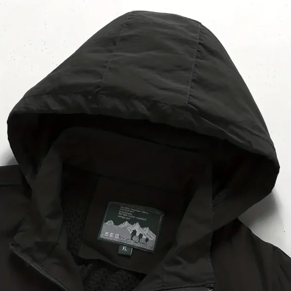 Milwaukee Exclusive Logo Waterproof Outdoor Jacket Carpenter QTCAP311224A2MIL - Black