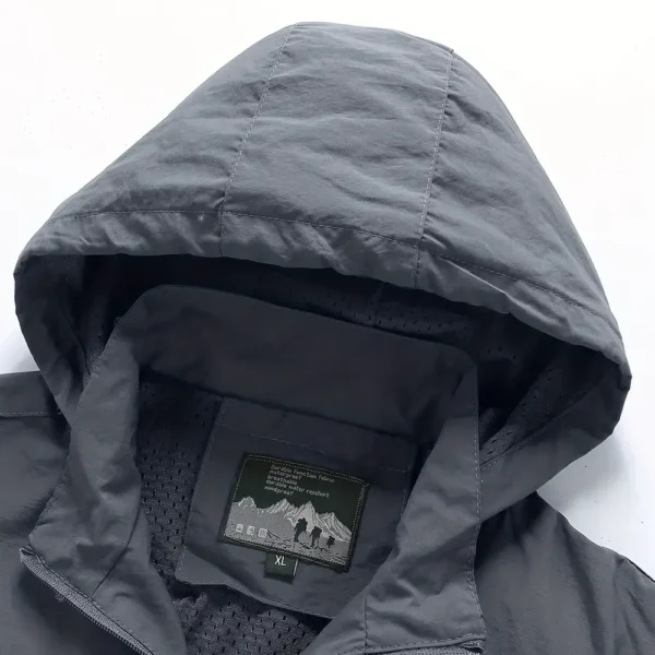 Milwaukee Exclusive Logo Waterproof Outdoor Jacket Carpenter QTCAP311224A2MIL - Gray